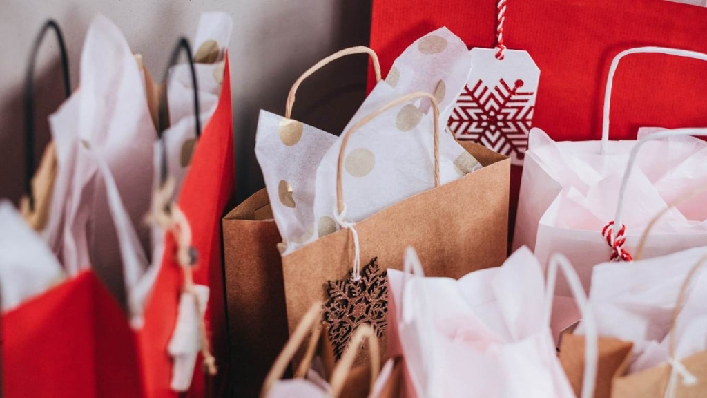 Holiday gift bags